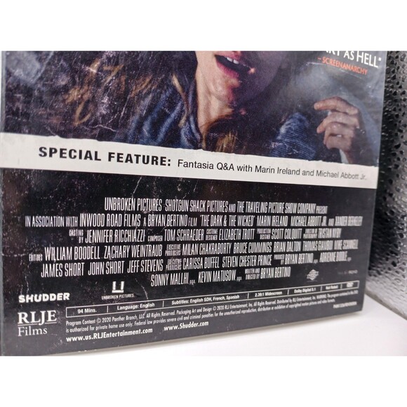 The Dark and the Wicked DVD Slipcover Shudder Horror Film 2020 With Slip Cover - Picture 5 of 9